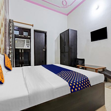 Spot On 81167 Hotel Asdr Rudrapur Ngoại thất bức ảnh
