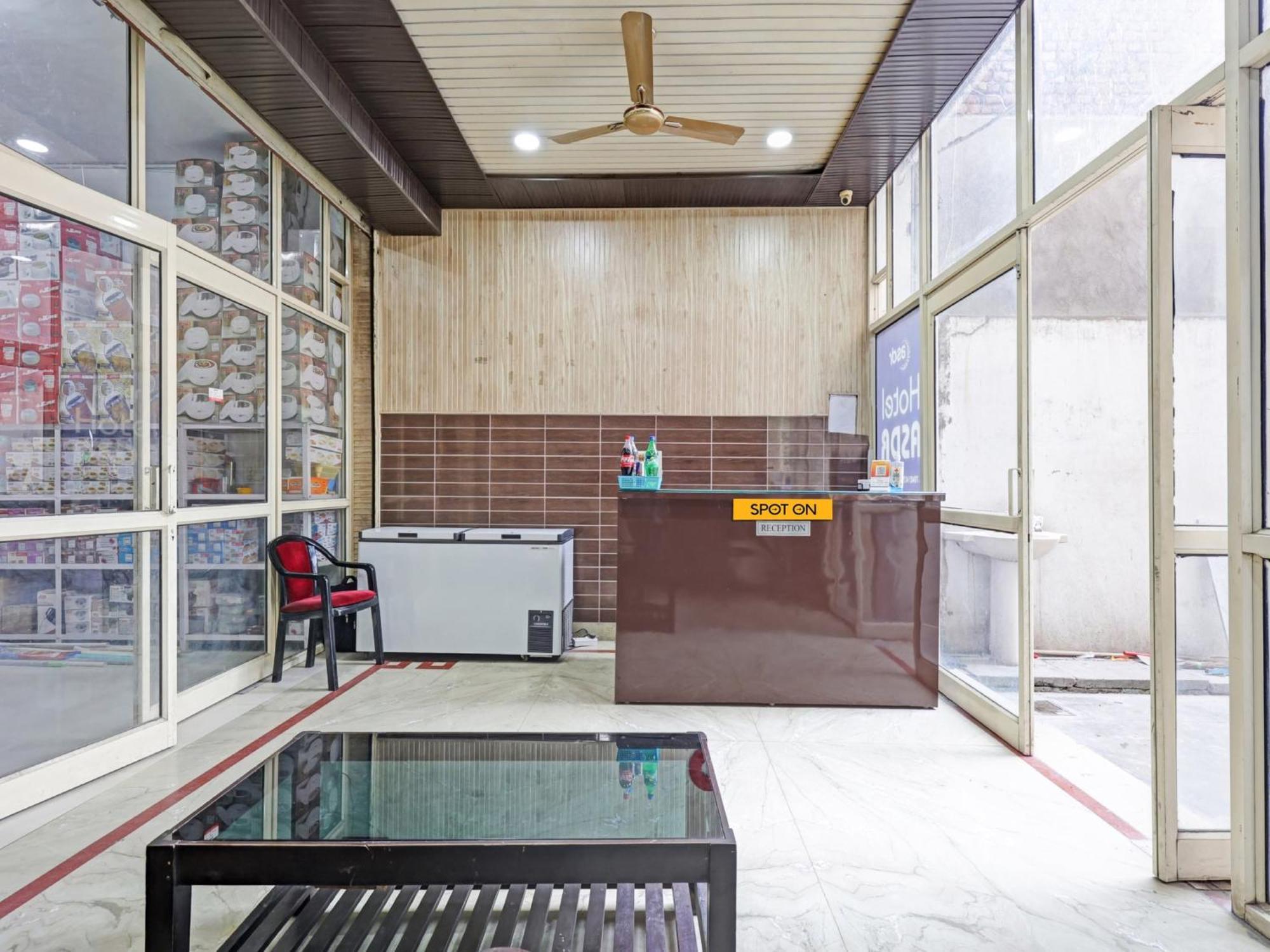 Spot On 81167 Hotel Asdr Rudrapur Ngoại thất bức ảnh