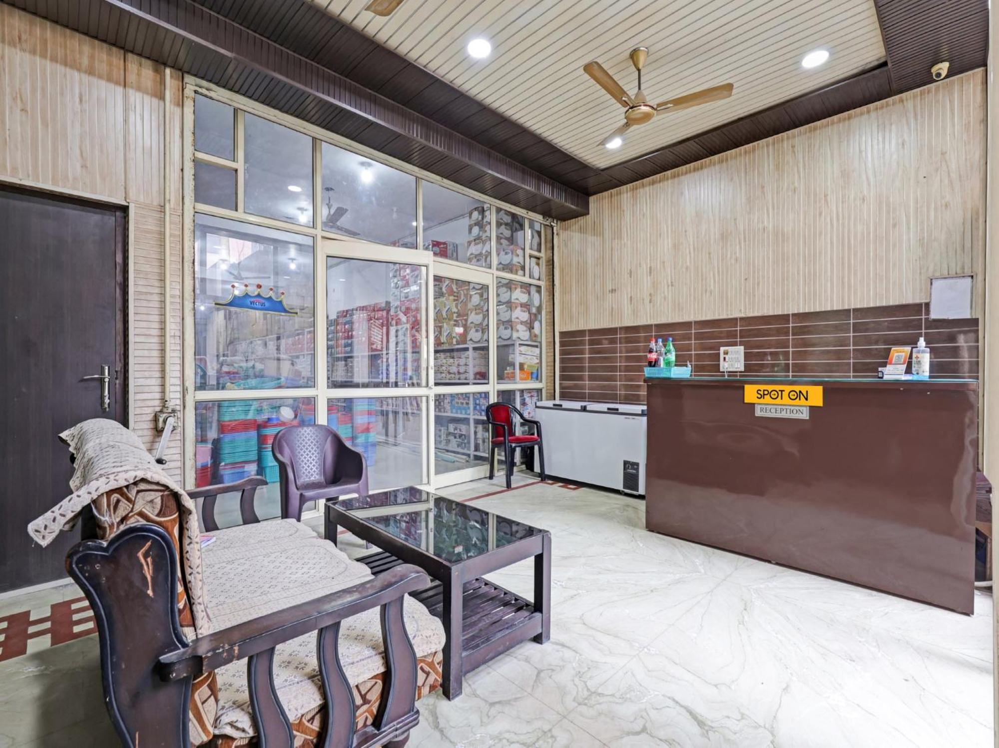 Spot On 81167 Hotel Asdr Rudrapur Ngoại thất bức ảnh