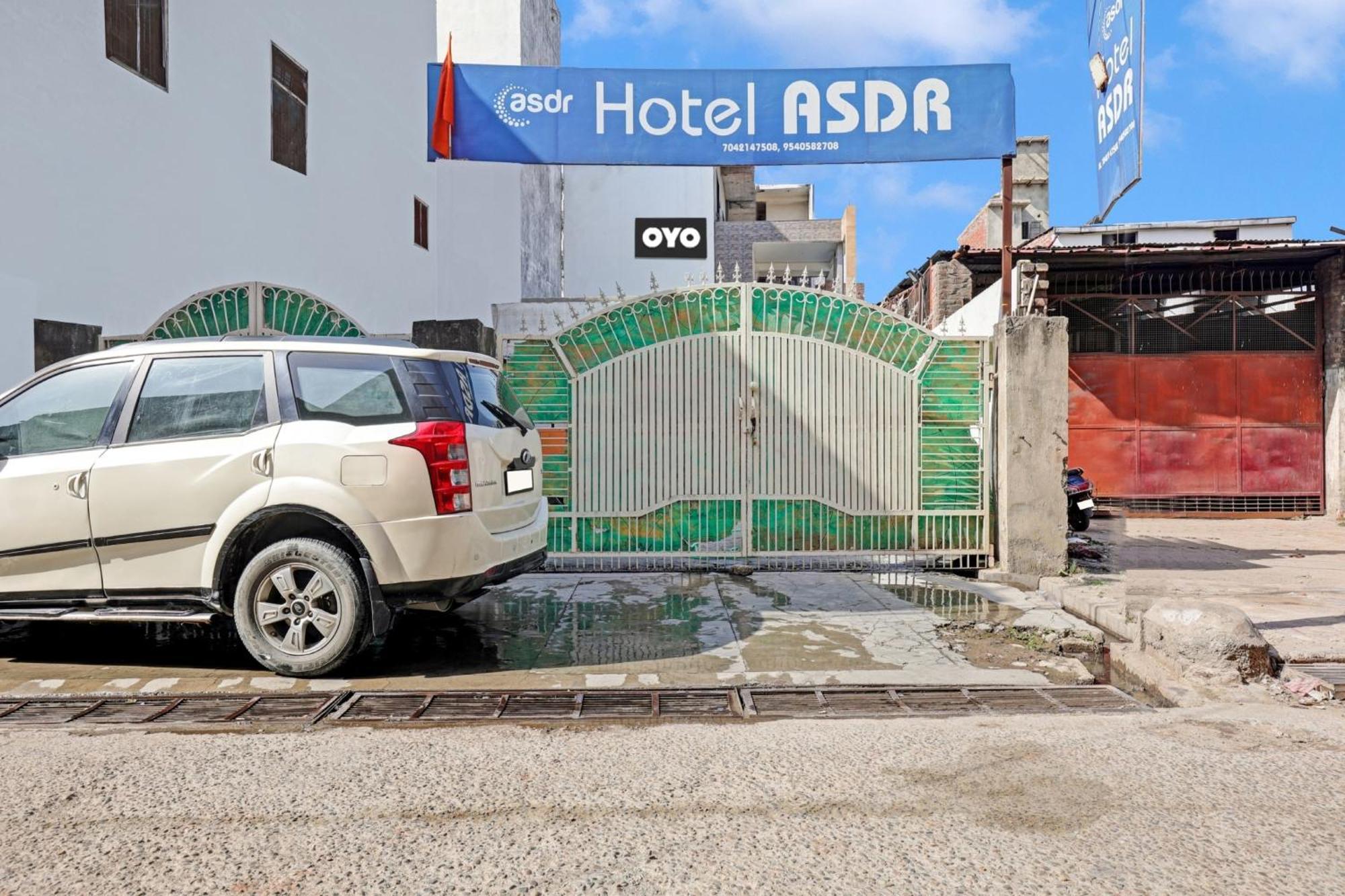 Spot On 81167 Hotel Asdr Rudrapur Ngoại thất bức ảnh